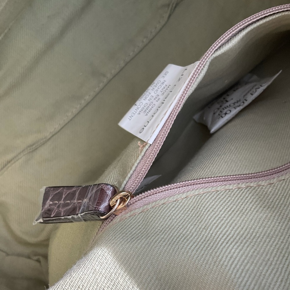 #39 NWT Liz Claiborne Bag🤎👜 - Picture 14 of 16